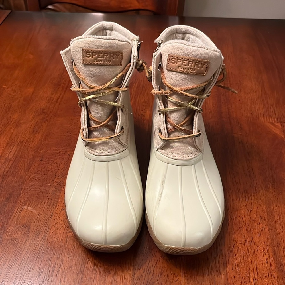 Sperry Beige And Shimmery Pink Duck Boots size 7.5 - Picture 2 of 8
